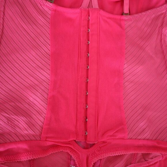 Intimately x Free People Sz Small Pink Built In Bra Corset Back Thong Bodysuit - Picture 5 of 9